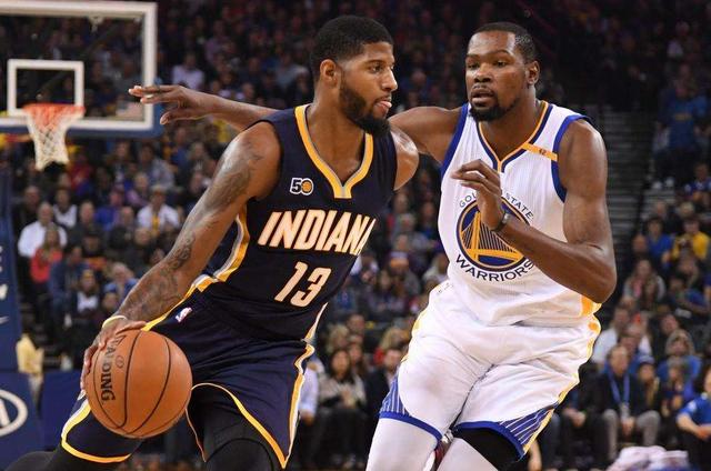 记者纷纷给 记者纷纷给